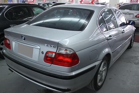 02~BMW 寶馬 3系列 320 照片10