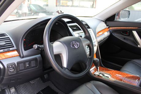 Toyota豐田 Camry  照片3