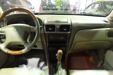 Nissan 日產 Sentra180  照片2