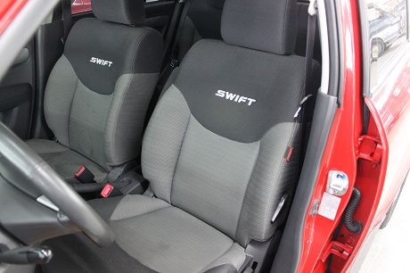 Suzuki 鈴木 Swift  照片4