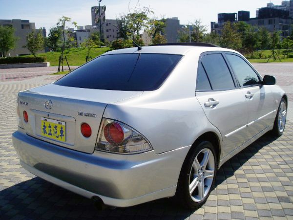 《永立汽車》01 Lexus IS200 照片9