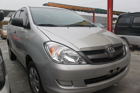 2009年Toyota豐田 Innova 照片10