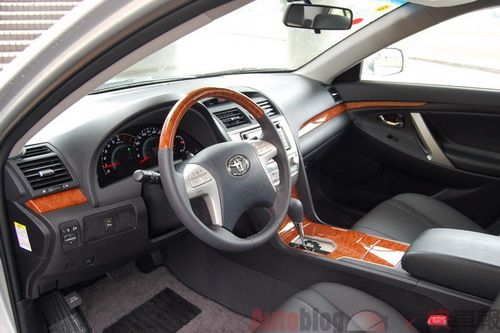 豐田 Camry 2.4G 照片3