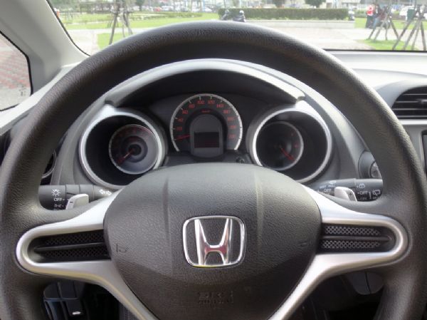 2011 HONDA FIT 手自排 照片5