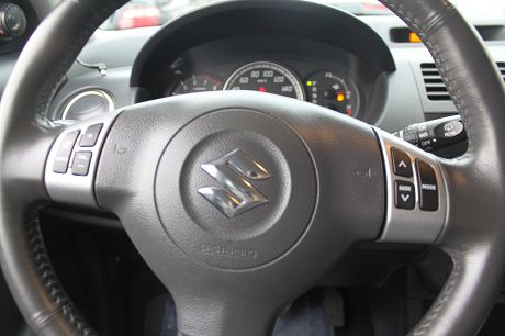 2007 鈴木 Swift.多款同系車 照片5