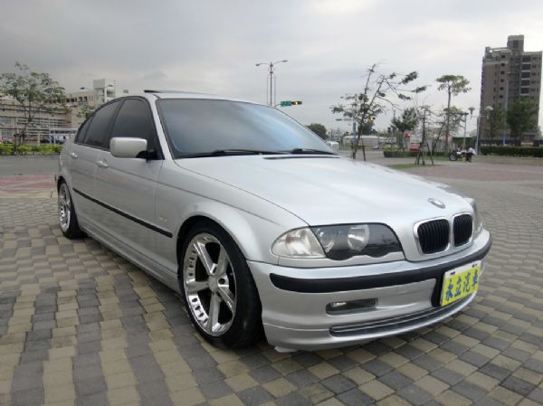 《永立汽車》01 BMW 318 天窗 照片5