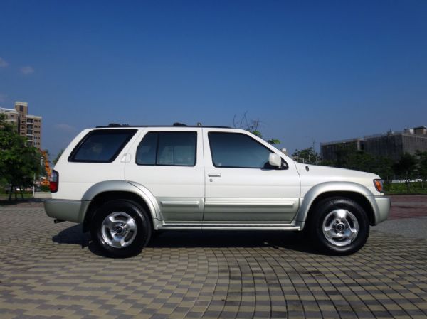 99年 INFINITY QX4 4WD 照片3