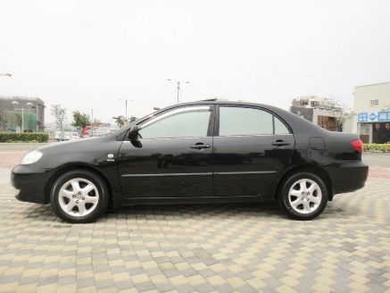 05 TOYOTA Altis 1.8 照片3