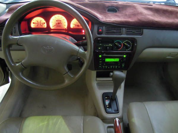 2000 豐田 TERCEL 女用車 照片3