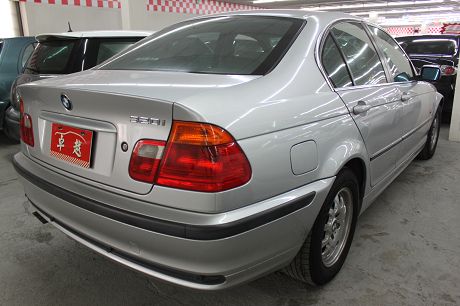 2001年BMW 寶馬 3系列 320 照片10