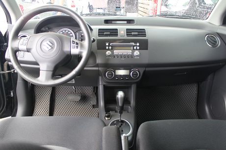 2006年Suzuki 鈴木 Swift 照片2