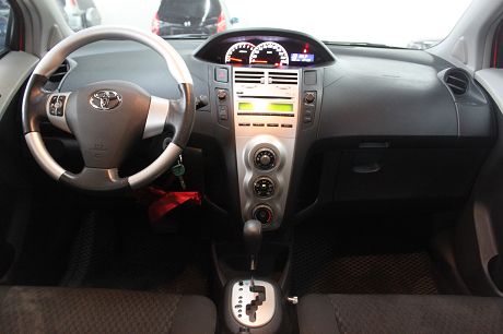 2008年Toyota豐田 Yaris 照片2