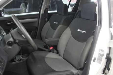 2007年Suzuki 鈴木 Swift 照片3