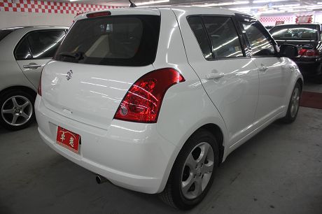 2007年Suzuki 鈴木 Swift 照片10