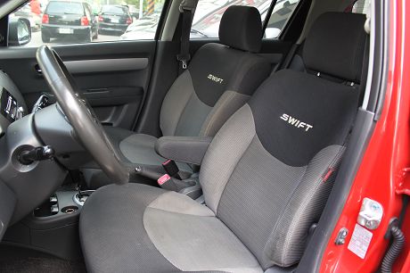 2007年Suzuki 鈴木 Swift 照片3