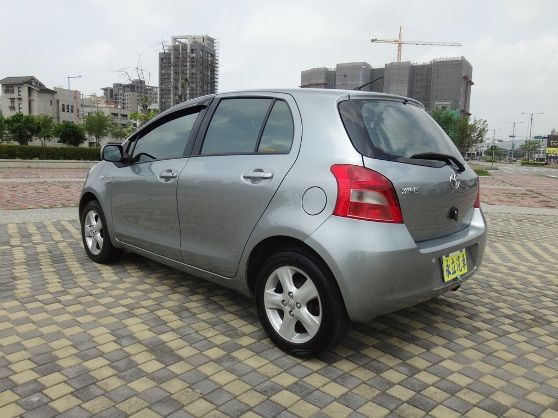 12 TOYOTA YARIS 照片5