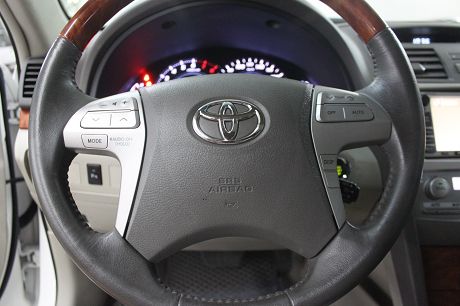 Toyota 豐田 Camry 照片5