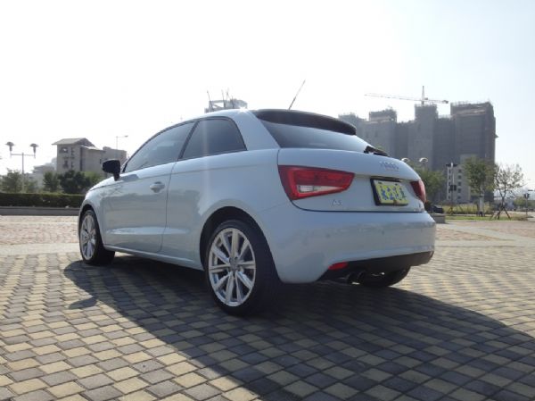 11 AUDI A1 奧迪 三門掀背小車 照片5