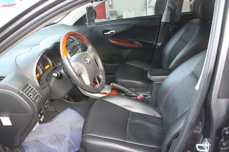 2010Toyota豐田 Altis  照片6