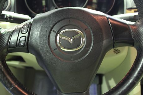 2006年Mazda 馬自達 3 照片5