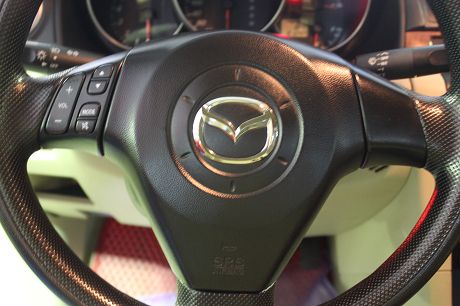 2005年Mazda 馬自達 3 照片5