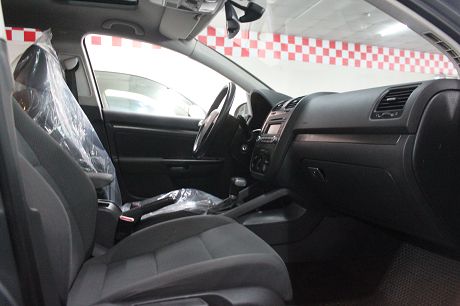 VW 福斯 Golf TDi 照片6