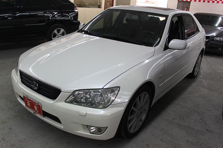 2004年Lexus 凌志 IS 200 照片1