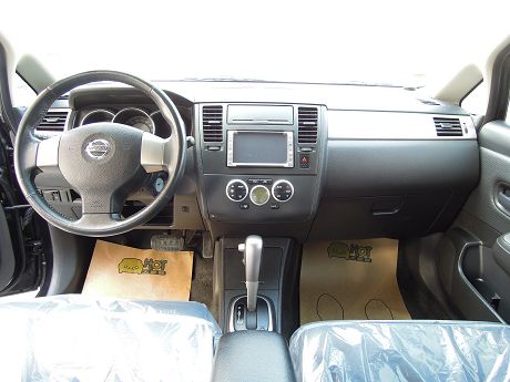 Nissan 日產 Tiida 照片2