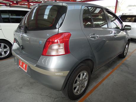 2008年Toyota豐田 Yaris 照片10