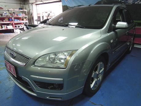 2005年 福特 Focus 1.8 照片1