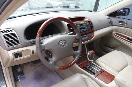 Toyota豐田 Camry  照片3