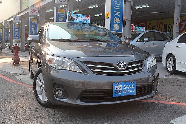 2011年 豐田 ALTIS 小改款 照片2