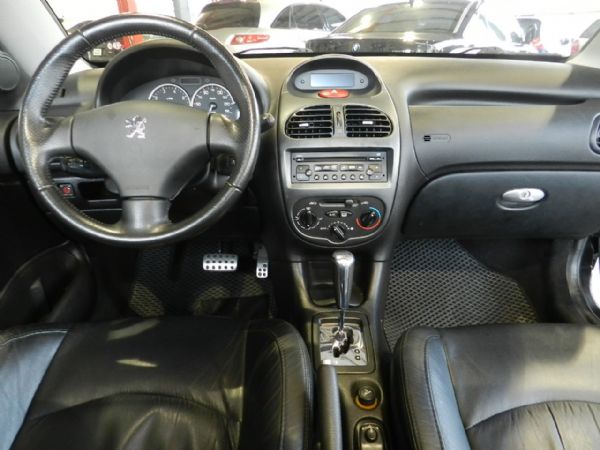 Peugeot 206CC 黑 1.6 照片10