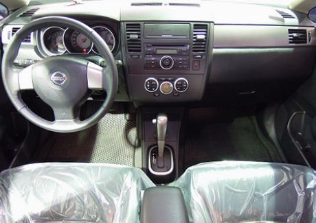 2008年Nissan 日產 Tiida 照片2