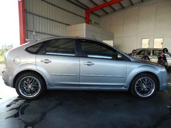 Ford 福特 FOCUS  鐵灰  照片9