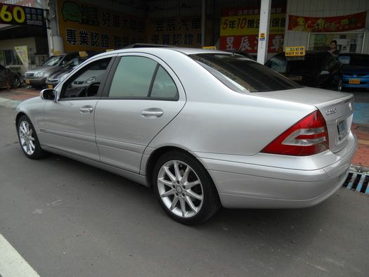 BENZ/賓士 C200K 照片6