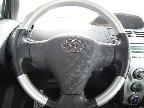 2008年Toyota豐田 Yaris 照片5