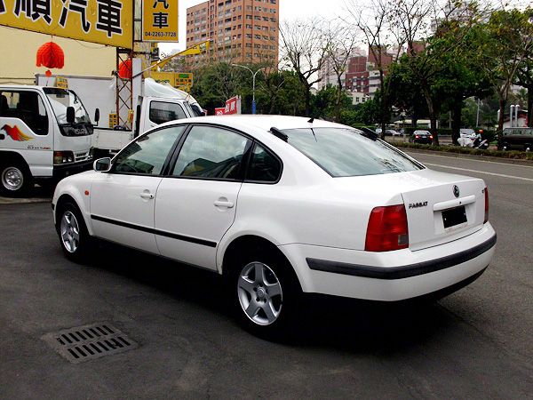 【松順】00年 福斯Passat 百適 照片2