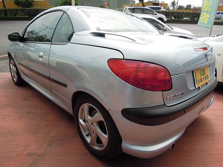 2004 Peugeot 寶獅 206  照片10