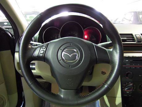 2006年Mazda 馬自達 3 照片5