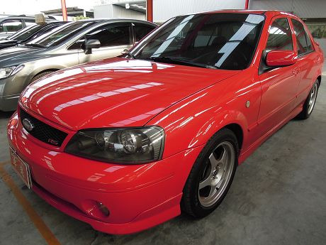 2004年福特 Tierra RS 照片1