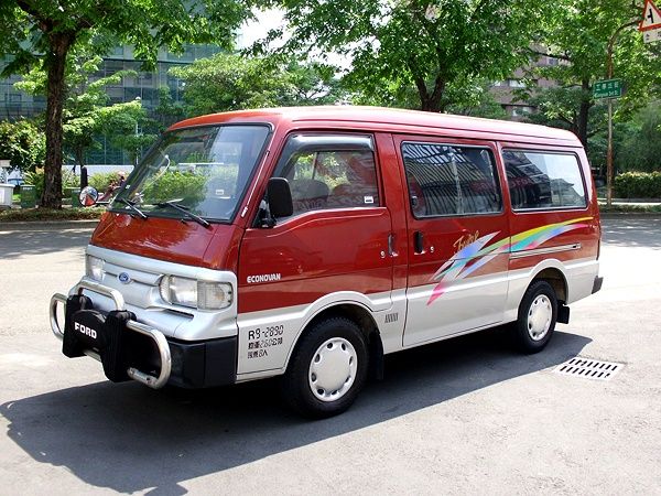 00年 福特Econovan 載卡多  照片1