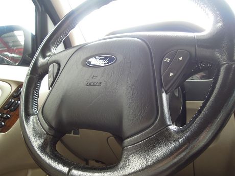 2004 Ford 福特 Escape 照片3