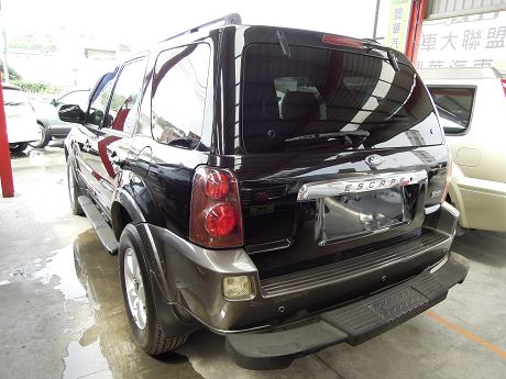 2004 Ford 福特 Escape 照片10