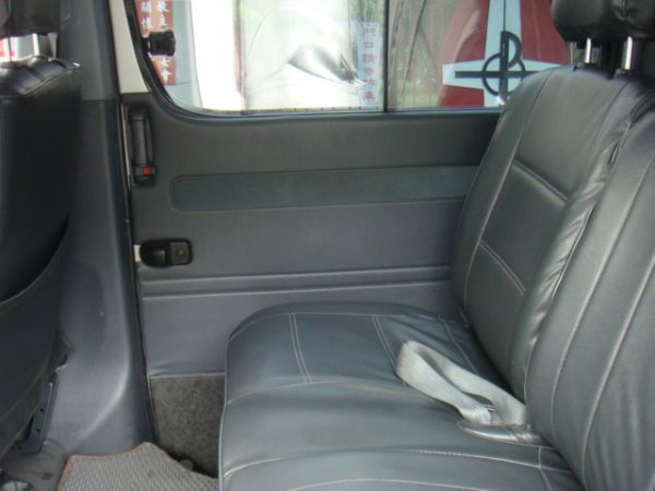 TOYOTA HIACE 照片6