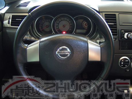 2008年Nissan 日產 Tiida 照片5