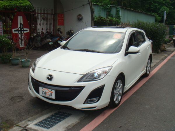 MAZDA 3 照片1