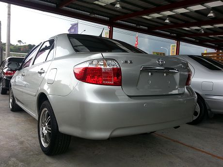 Toyota豐田 Vios  照片8