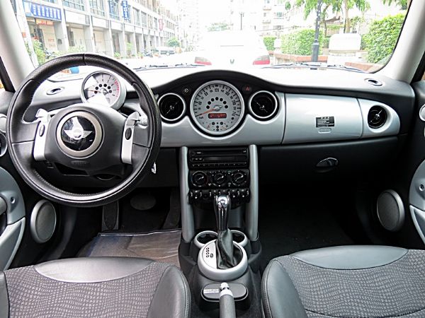 03年 MINI COOPER 1.6 照片4