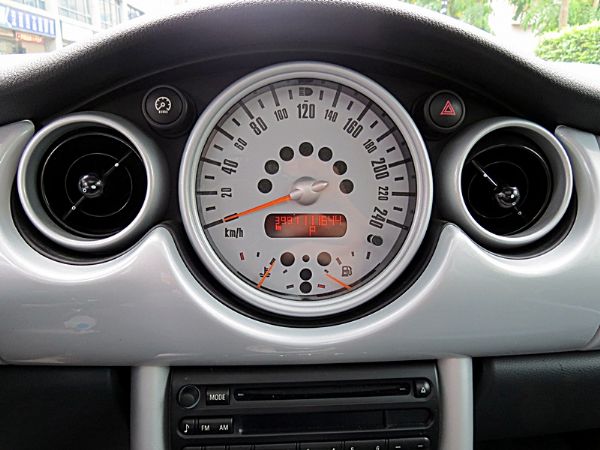 03年 MINI COOPER 1.6 照片6